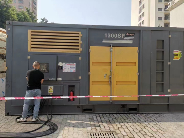 全南500KW发电机组冬季应该配多大的启动电瓶？